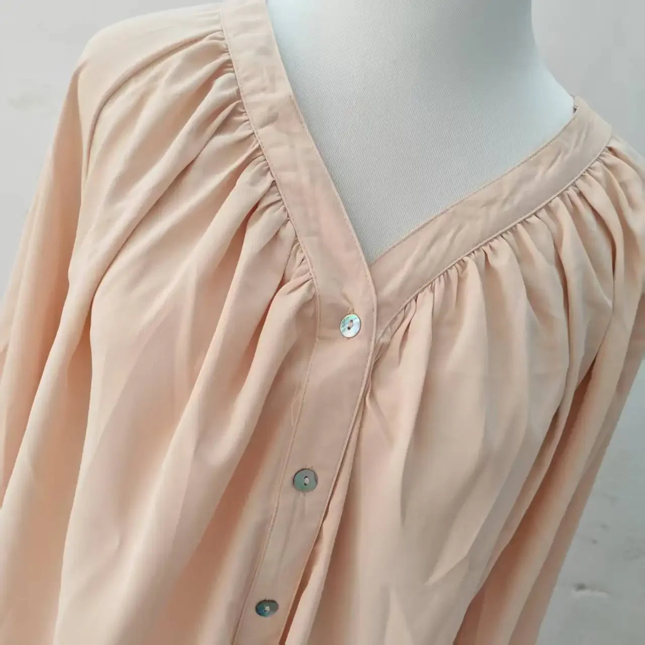 Long Sleeve V-Neck Loose Casual Sun Protection Shirt Cardigan Outerwear Apricot Color Zhao Lusi Style Women's Fashion Summer 202